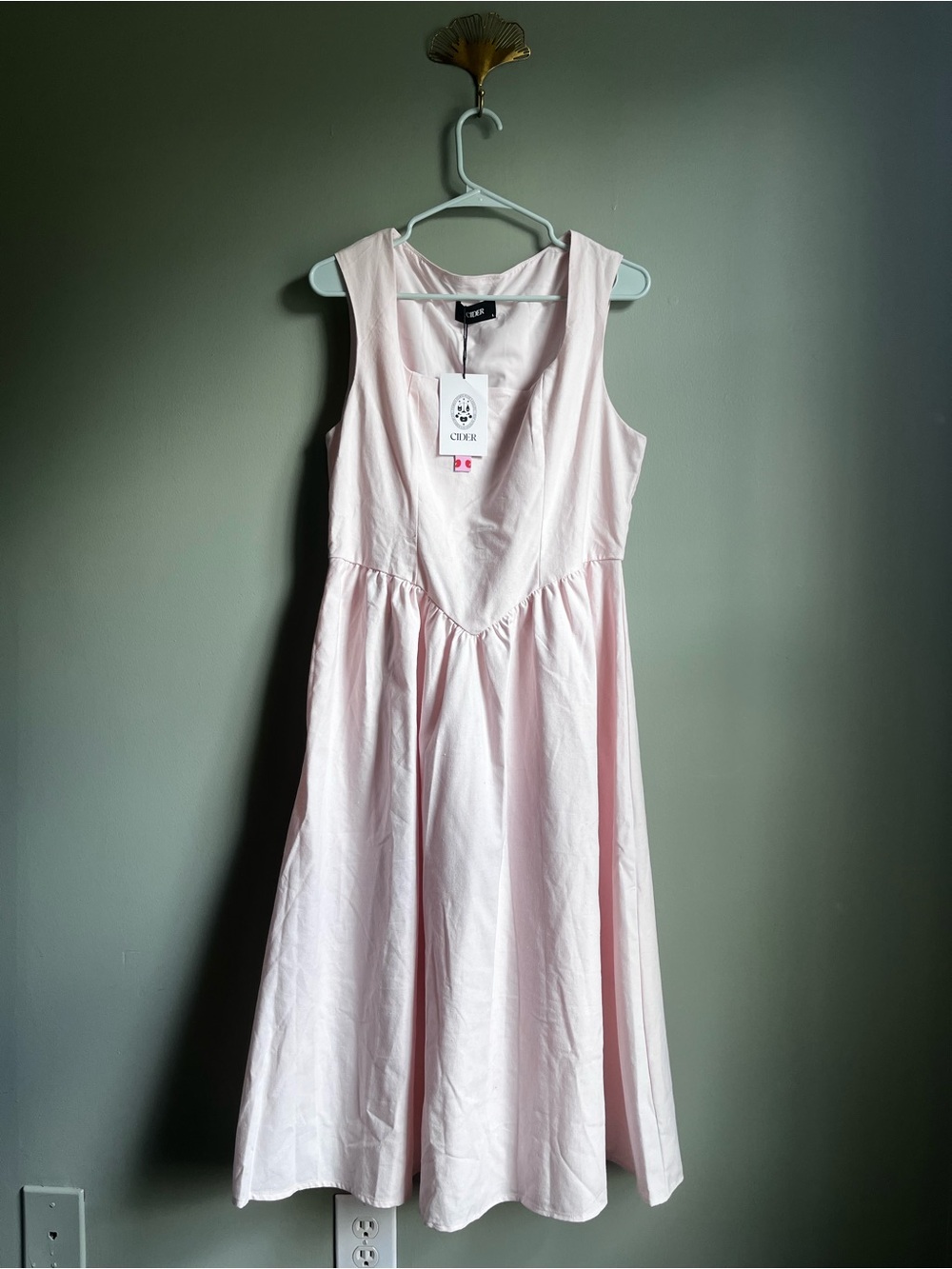 Cider Light Pink Sleeveless Flared Midi Dress - Picture 1 of 6